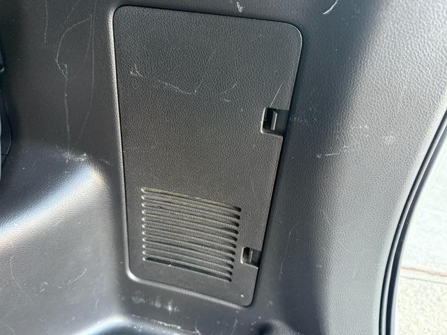 セレナ ハイウェイスターＳ－ＨＶアドバンスドセーフティパック　両側パワースライドドア　衝突軽減ブレーキ　アラウンドビューモニター　クリアランスソナー　アルパイン８インチナビ　コムテックレーダー探知機　コムテックドライブレコーダー　純正１６インチアルミホイール（54枚目）