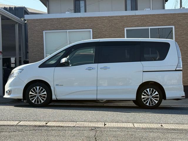 セレナ ハイウェイスター Vセレクション+セーフティ SHV 両側パワースライドドア クルーズコントロール レーンアシスト アイドリングストップ 純正7インチナビ Bluetooth対応 バックカメラ 純正16インチアルミホイール(5枚目)