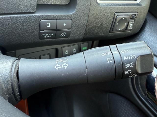 セレナ ハイウェイスター Vセレクション+セーフティ SHV 両側パワースライドドア クルーズコントロール レーンアシスト アイドリングストップ 純正7インチナビ Bluetooth対応 バックカメラ 純正16インチアルミホイール(11枚目)