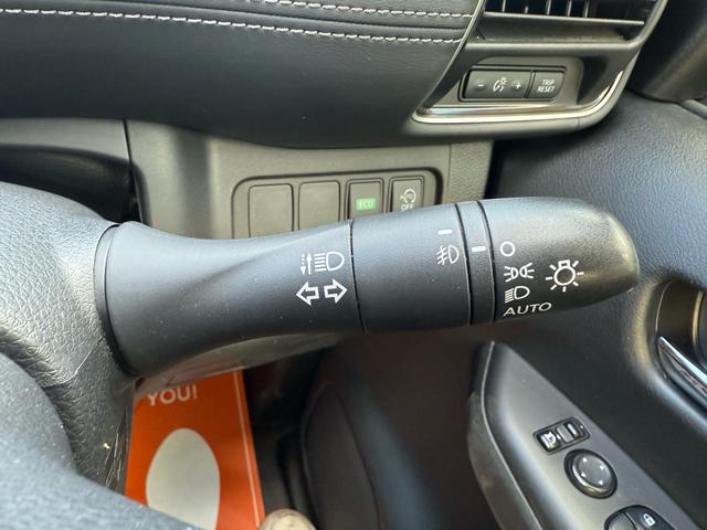 セレナ ハイウェイスター Vセレクション セーフティパックA 両側パワースライドドア クルーズコントロール アラウンドビューモニター レーンアシスト 純正9インチナビ 純正フリップダウンモニター 純正16インチAW LEDヘッドライト(12枚目)