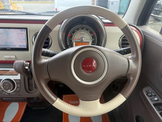 アルトラパンショコラ Ｘ　検２年付き☆　衝突安全ボディー　アイドリングストップ　プッシュスタート　スマートキー　ケンウッド彩速７インチナビ　Ｂｌｕｅｔｏｏｔｈ対応　ＥＴＣ　ＨＩＤヘッドライト　オートエアコン　フルフラットシート（10枚目）