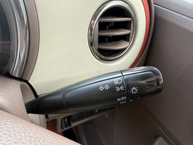 アルトラパンショコラ Ｘ　検２年付き☆　衝突安全ボディー　アイドリングストップ　プッシュスタート　スマートキー　ケンウッド彩速７インチナビ　Ｂｌｕｅｔｏｏｔｈ対応　ＥＴＣ　ＨＩＤヘッドライト　オートエアコン　フルフラットシート（11枚目）