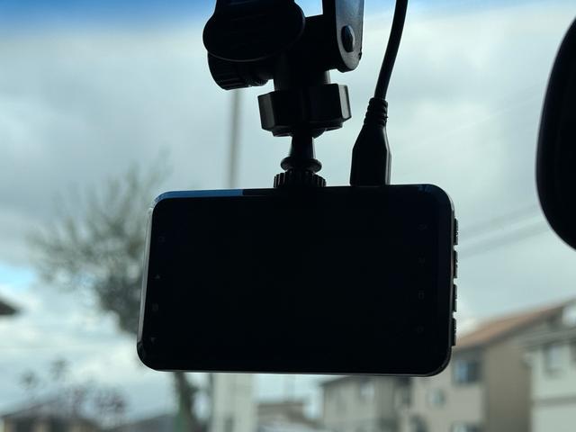 エルグランド ２５０ハイウェイスター　両側パワースライドドア　サンルーフ　アラウンドビューモニター　純正ナビ　純正フリップダウンモニター　オットマンシート　ニスモツインマフラー　トップラン１７インチＡＷ　ブリヂストンスタッドレスタイヤ（29枚目）