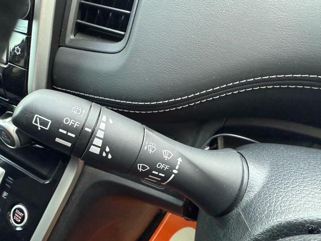 セレナ ハイウェイスター VセレクションII 両側パワースライドドア 衝突軽減ブレーキ アラウンドビューモニター 純正9インチナビ フルセグTV LEDヘッドライト フロントエアロパーツ 純正16インチアルミホイール(11枚目)