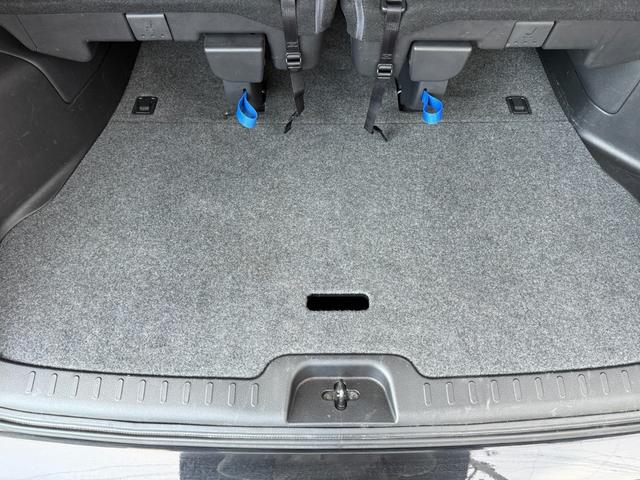 セレナ ハイウェイスター VセレクションII 両側パワースライドドア 衝突軽減ブレーキ アラウンドビューモニター 純正9インチナビ フルセグTV LEDヘッドライト フロントエアロパーツ 純正16インチアルミホイール(41枚目)