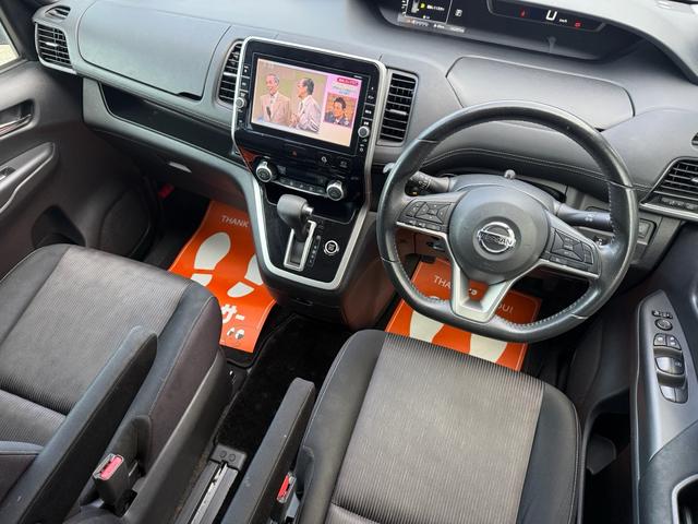 セレナ ハイウェイスター VセレクションII 両側パワースライドドア 衝突軽減ブレーキ アラウンドビューモニター 純正9インチナビ フルセグTV LEDヘッドライト フロントエアロパーツ 純正16インチアルミホイール(64枚目)