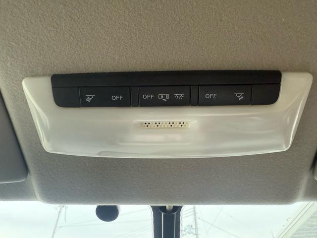 セレナ ハイウェイスター VセレクションII 両側パワースライドドア 衝突軽減ブレーキ アラウンドビューモニター 純正9インチナビ フルセグTV LEDヘッドライト フロントエアロパーツ 純正16インチアルミホイール(67枚目)