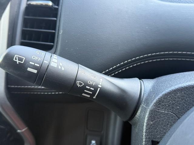 セレナ ハイウェイスターG 両側パワースライド クルーズコントロール アイドリングストップ 純正9インチナビ 純正フリップダウンモニター フルセグTV 前後ドライブレコーダー LEDヘッドライト 純正16インチアルミホイール(12枚目)