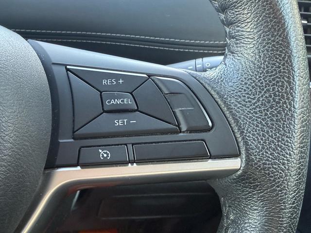 セレナ ハイウェイスターG 両側パワースライド クルーズコントロール アイドリングストップ 純正9インチナビ 純正フリップダウンモニター フルセグTV 前後ドライブレコーダー LEDヘッドライト 純正16インチアルミホイール(13枚目)