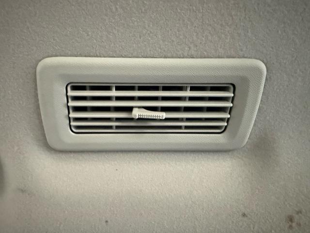 セレナ ハイウェイスターG 両側パワースライド クルーズコントロール アイドリングストップ 純正9インチナビ 純正フリップダウンモニター フルセグTV 前後ドライブレコーダー LEDヘッドライト 純正16インチアルミホイール(30枚目)