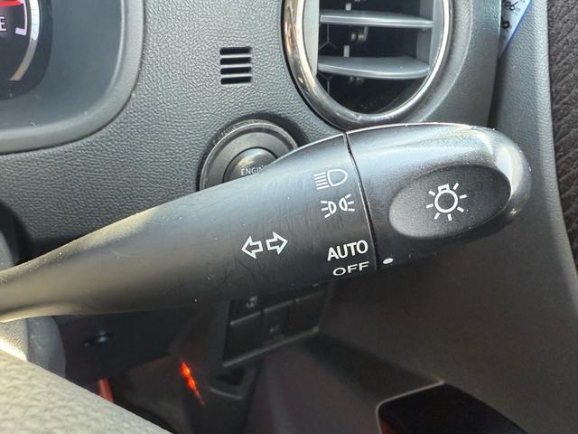 ルークス ハイウェイスター　☆検２年付き☆　両側パワースライド　衝突安全ボディー　プッシュスタート　オートエアコン　スマートキー　純正ナビ　ＣＤ　ＤＶＤ　ＥＴＣ　スマック１４インチアルミホイール　フルフラットシート（12枚目）