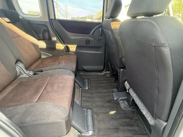 ルークス ハイウェイスター　☆検２年付き☆　両側パワースライド　衝突安全ボディー　プッシュスタート　オートエアコン　スマートキー　純正ナビ　ＣＤ　ＤＶＤ　ＥＴＣ　スマック１４インチアルミホイール　フルフラットシート（29枚目）