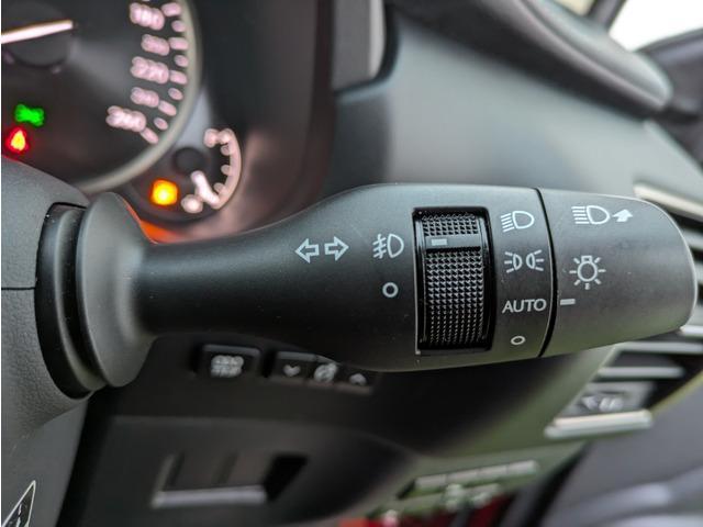 ＮＸ ＮＸ２００ｔ　Ｉパッケージ　メーカーナビ／フルセグ／バックカメラ／革シート／レーダークルーズコントロール／パドルシフト／フロントシートヒーター／パワーシート／クリアランスソナー／ＬＥＤヘッドライト／プッシュスタート／スマートキー（31枚目）