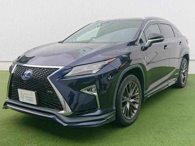 ＲＸ ＲＸ４５０ｈ　Ｆスポーツ　サンルーフ／黒革シート／ＴＲＤエアロ／メーカーナビ／フルセグＴＶ／パノラミックビューモニター／ＢＳＭ／ベンチレーション／３眼ＬＥＤヘッドライト／ルーフレール／オートホールド／ＨＵＤ／スマートキー（10枚目）