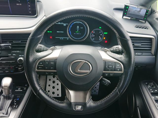 ＲＸ ＲＸ４５０ｈ　Ｆスポーツ　サンルーフ／黒革シート／ＴＲＤエアロ／メーカーナビ／フルセグＴＶ／パノラミックビューモニター／ＢＳＭ／ベンチレーション／３眼ＬＥＤヘッドライト／ルーフレール／オートホールド／ＨＵＤ／スマートキー（29枚目）