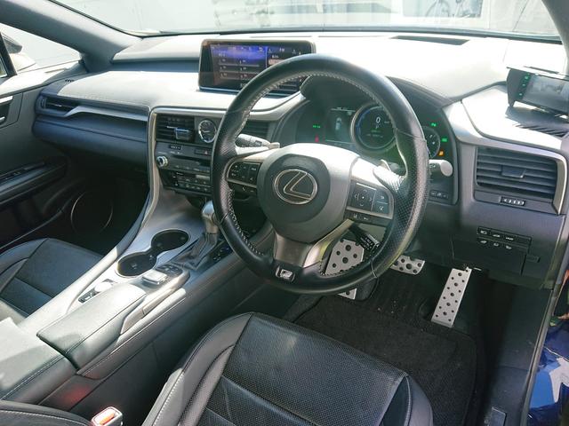 ＲＸ ＲＸ４５０ｈ　Ｆスポーツ　サンルーフ／黒革シート／ＴＲＤエアロ／メーカーナビ／フルセグＴＶ／パノラミックビューモニター／ＢＳＭ／ベンチレーション／３眼ＬＥＤヘッドライト／ルーフレール／オートホールド／ＨＵＤ／スマートキー（52枚目）