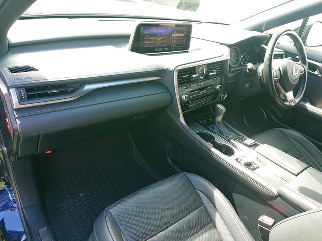 ＲＸ ＲＸ４５０ｈ　Ｆスポーツ　サンルーフ／黒革シート／ＴＲＤエアロ／メーカーナビ／フルセグＴＶ／パノラミックビューモニター／ＢＳＭ／ベンチレーション／３眼ＬＥＤヘッドライト／ルーフレール／オートホールド／ＨＵＤ／スマートキー（56枚目）