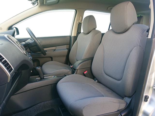 ウイングロード １５Ｂ　カロッツェリア製ナビ（ＡＶＩＣ－ＭＲＺ０２）／キーレスキー／ＥＴＣ／電動格納ミラー／パワーステアリング／パワーウィンドウ／Ｗエアバッグ／エアコン／集中ドアロック／ＡＢＳ（42枚目）