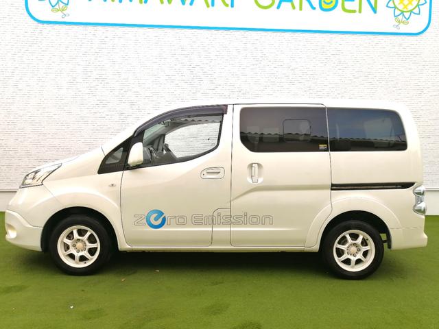 ｅ－ＮＶ２００ワゴン Ｇ　３列シート　純正ナビ　ＴＶ　バックカメラ　　ＥＴＣ　インテリキー　シートヒーター　ステアリングヒーター　Ｂｌｕｅｔｏｏｔｈ　禁煙車（25枚目）