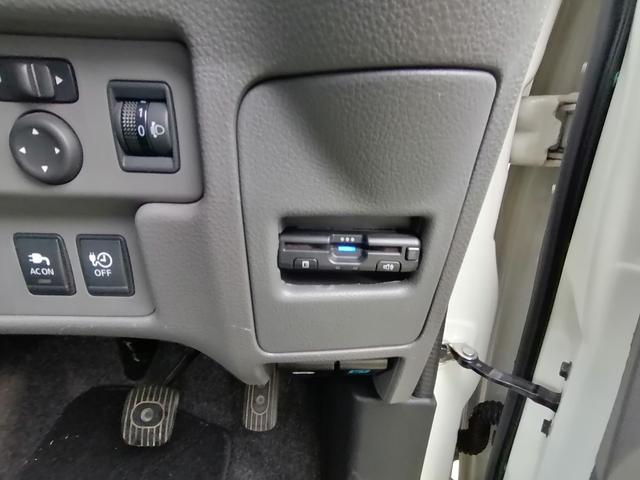 ｅ－ＮＶ２００ワゴン Ｇ　３列シート　純正ナビ　ＴＶ　バックカメラ　　ＥＴＣ　インテリキー　シートヒーター　ステアリングヒーター　Ｂｌｕｅｔｏｏｔｈ　禁煙車（34枚目）
