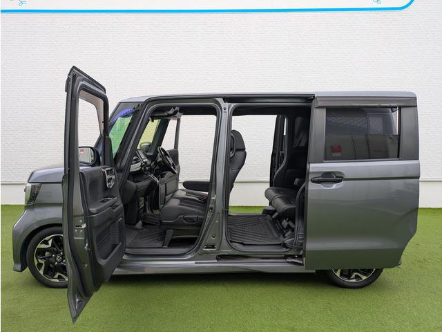 Ｎ－ＢＯＸカスタム Ｇ・Ｌターボホンダセンシング　ターボ車／純正ナビ／ＴＶ／バックカメラ／両側パワースライドドア／ホンダセンシング／パドルシフト／ＬＥＤヘッドライト／オートライト／フォグランプ／オートエアコン／社外マフラー／ローダウン（14枚目）