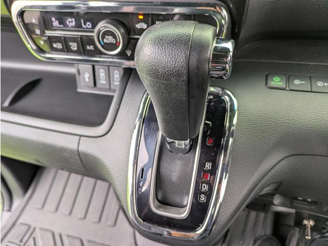 Ｎ－ＢＯＸカスタム Ｇ・Ｌターボホンダセンシング　ターボ車／純正ナビ／ＴＶ／バックカメラ／両側パワースライドドア／ホンダセンシング／パドルシフト／ＬＥＤヘッドライト／オートライト／フォグランプ／オートエアコン／社外マフラー／ローダウン（58枚目）
