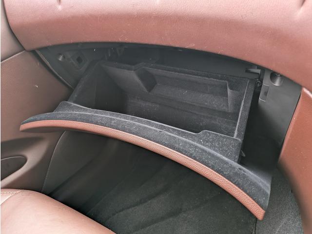スカイラインクロスオーバー ３７０ＧＴ　タイプＰ　ブラウン革シート／ＢＯＳＥサウンド／アラウンドビューモニター／メーカーナビ／ＴＶ／インテリジェントキー／プッシュスタート／シートヒーター／純正１８インチアルミ／オートライト／リアプライバシーガラス（50枚目）