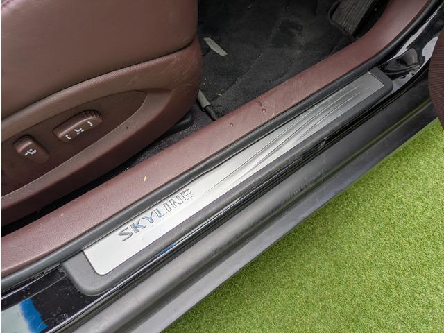 スカイラインクロスオーバー ３７０ＧＴ　タイプＰ　ブラウン革シート／ＢＯＳＥサウンド／アラウンドビューモニター／メーカーナビ／ＴＶ／インテリジェントキー／プッシュスタート／シートヒーター／純正１８インチアルミ／オートライト／リアプライバシーガラス（72枚目）