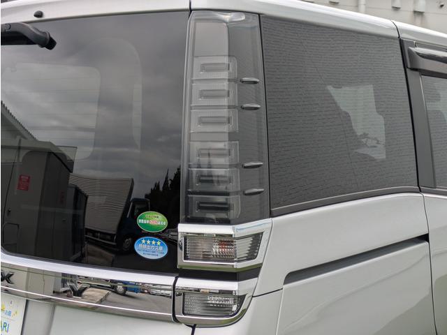 ヴォクシー 　ウェルキャブＸ後席リフトアップ／トヨタセーフティー／後席サイドリフトアップチルトシート／パワースライドドア／クリアランスソナー／ＬＥＤヘッドライト／オートライト／アイドリングストップ／ダブルエアコン（28枚目）