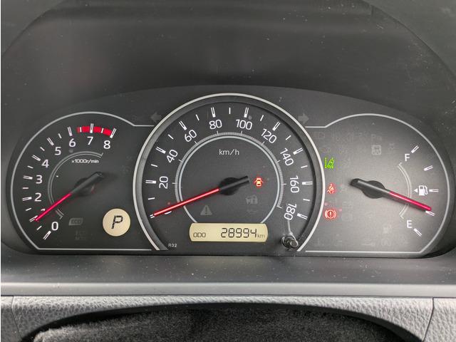 ヴォクシー 　ウェルキャブＸ後席リフトアップ／トヨタセーフティー／後席サイドリフトアップチルトシート／パワースライドドア／クリアランスソナー／ＬＥＤヘッドライト／オートライト／アイドリングストップ／ダブルエアコン（33枚目）