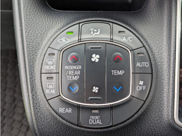 ヴォクシー 　ウェルキャブＸ後席リフトアップ／トヨタセーフティー／後席サイドリフトアップチルトシート／パワースライドドア／クリアランスソナー／ＬＥＤヘッドライト／オートライト／アイドリングストップ／ダブルエアコン（44枚目）