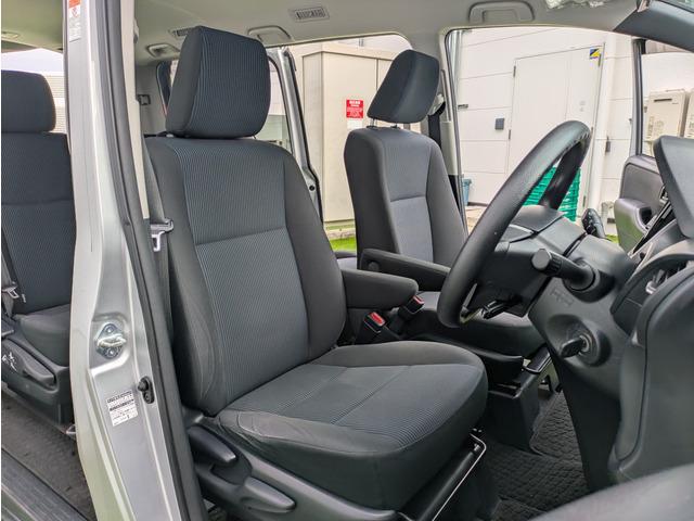 ヴォクシー 　ウェルキャブＸ後席リフトアップ／トヨタセーフティー／後席サイドリフトアップチルトシート／パワースライドドア／クリアランスソナー／ＬＥＤヘッドライト／オートライト／アイドリングストップ／ダブルエアコン（55枚目）