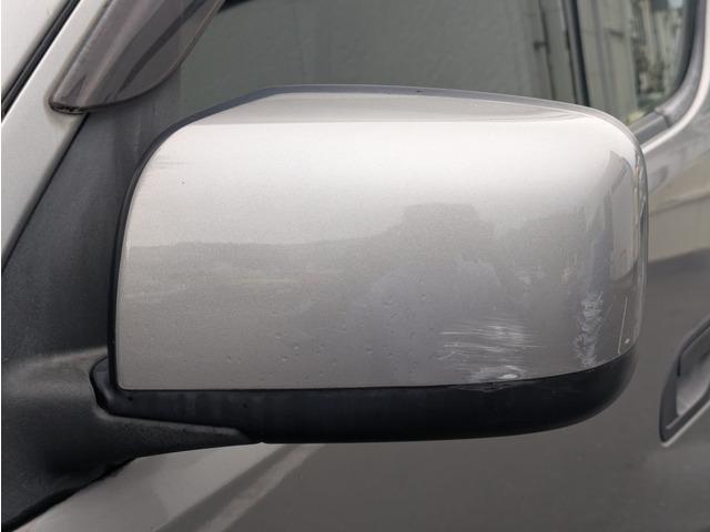 NV350キャラバンバン スーパーロングワイドDX 純正ナビ/フルセグTV/バックカメラ/社外15インチAW/EXパック/プライバシーガラス/パワーステアリング/パワーウィンドウ/ETC/キーレスキー/電動格納ミラー/スーパーロング/ワイド(20枚目)