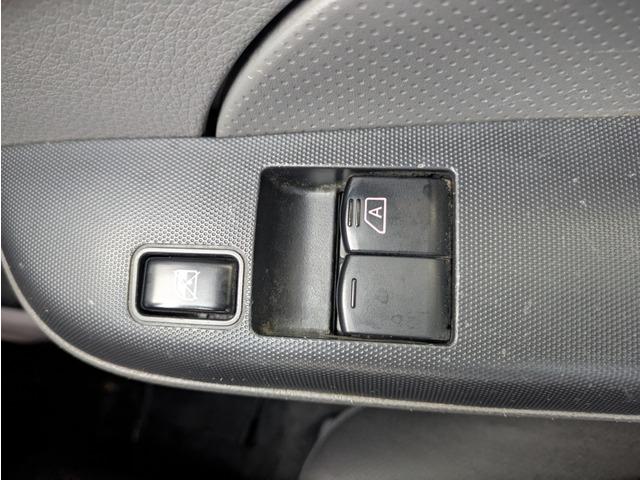 NV350キャラバンバン スーパーロングワイドDX 純正ナビ/フルセグTV/バックカメラ/社外15インチAW/EXパック/プライバシーガラス/パワーステアリング/パワーウィンドウ/ETC/キーレスキー/電動格納ミラー/スーパーロング/ワイド(45枚目)