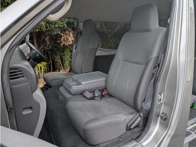 NV350キャラバンバン スーパーロングワイドDX 純正ナビ/フルセグTV/バックカメラ/社外15インチAW/EXパック/プライバシーガラス/パワーステアリング/パワーウィンドウ/ETC/キーレスキー/電動格納ミラー/スーパーロング/ワイド(49枚目)