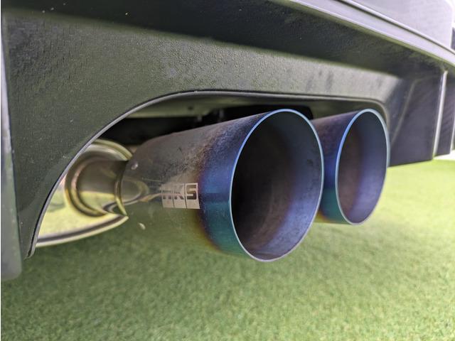 シビック タイプR RECOROシート(前席)/HKSマフラー/BLITZ車庫調/HKSインタークーラー/社外ナビ/フルセグ/バックカメラ/クルーズコントロール/スマートキー/LEDヘッドライト/純正20インチアルミ(9枚目)