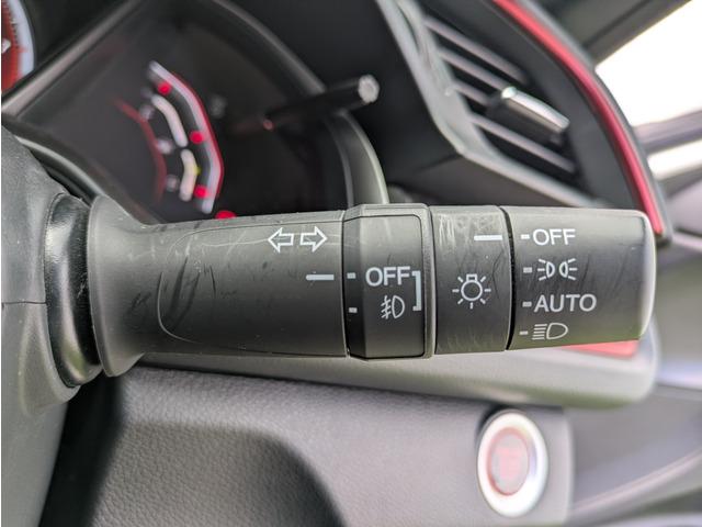 シビック タイプR RECOROシート(前席)/HKSマフラー/BLITZ車庫調/HKSインタークーラー/社外ナビ/フルセグ/バックカメラ/クルーズコントロール/スマートキー/LEDヘッドライト/純正20インチアルミ(45枚目)