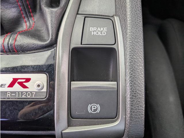 シビック タイプR RECOROシート(前席)/HKSマフラー/BLITZ車庫調/HKSインタークーラー/社外ナビ/フルセグ/バックカメラ/クルーズコントロール/スマートキー/LEDヘッドライト/純正20インチアルミ(61枚目)