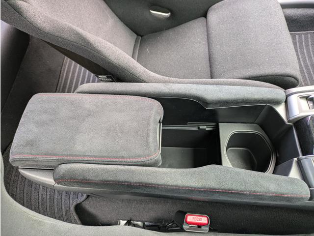 シビック タイプR RECOROシート(前席)/HKSマフラー/BLITZ車庫調/HKSインタークーラー/社外ナビ/フルセグ/バックカメラ/クルーズコントロール/スマートキー/LEDヘッドライト/純正20インチアルミ(62枚目)