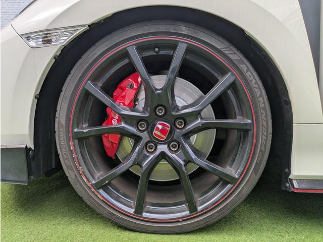 シビック タイプR RECOROシート(前席)/HKSマフラー/BLITZ車庫調/HKSインタークーラー/社外ナビ/フルセグ/バックカメラ/クルーズコントロール/スマートキー/LEDヘッドライト/純正20インチアルミ(79枚目)