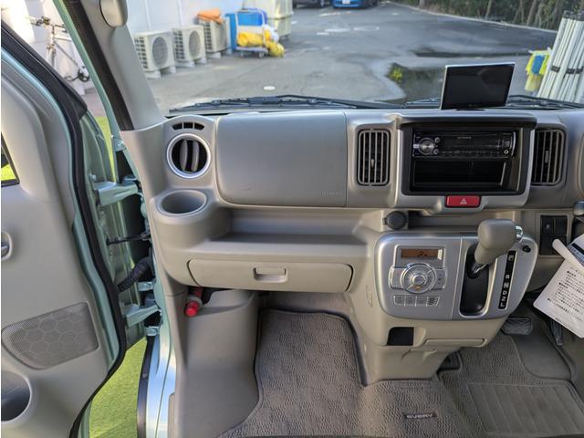 コーティングメニューも充実しております！ヘッドライトコーティング、窓ガラス撥水コーティング等取扱いございます！