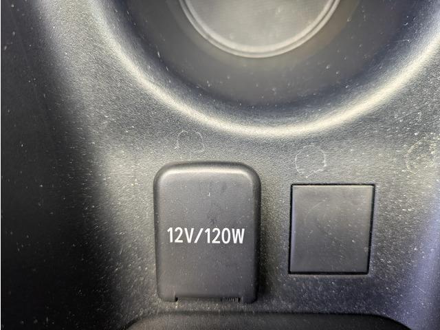 プリウス S 後期型/トヨタセーフティーセンス/LDA/PKSB/レーダークルーズコントロール/オートハイビーム/ナビ/TV/バックカメラ/スマートキー/プッシュスタート/社外15インチAアルミ/LEDヘッドライト(49枚目)