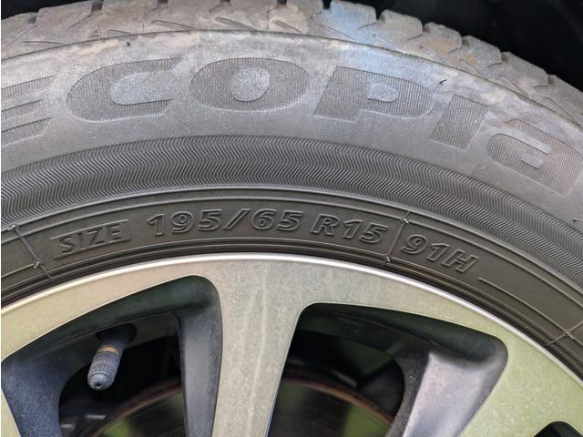 プリウス S 後期型/トヨタセーフティーセンス/LDA/PKSB/レーダークルーズコントロール/オートハイビーム/ナビ/TV/バックカメラ/スマートキー/プッシュスタート/社外15インチAアルミ/LEDヘッドライト(70枚目)