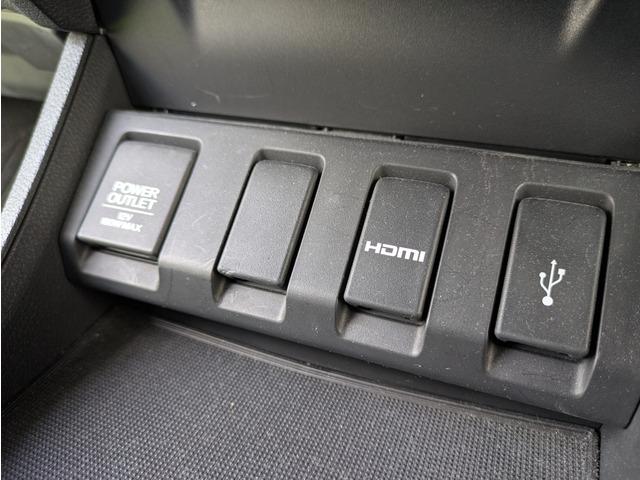 ヴェゼル ハイブリッドZ あんしんパッケージ/コンフォートビューパッケージ/純正ナビ/TV/フロント・バックカメラ/Bluetooth/シートヒーター/ルーフレール/ハーフレザーシート/17インチアルミ/スマートキー/LED(11枚目)