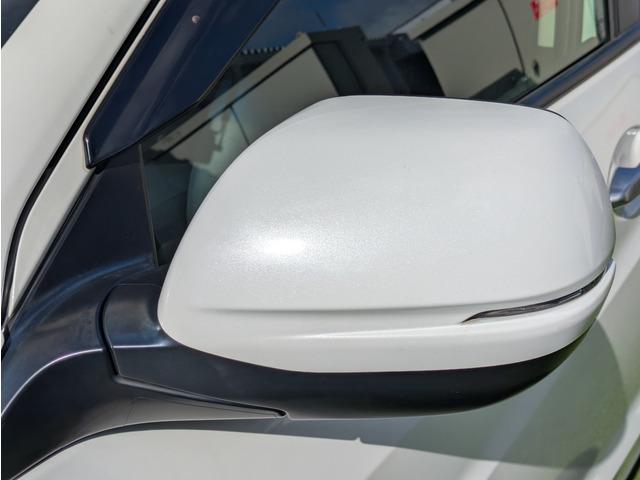 ヴェゼル ハイブリッドZ あんしんパッケージ/コンフォートビューパッケージ/純正ナビ/TV/フロント・バックカメラ/Bluetooth/シートヒーター/ルーフレール/ハーフレザーシート/17インチアルミ/スマートキー/LED(25枚目)