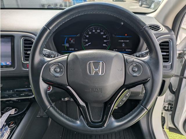 ヴェゼル ハイブリッドZ あんしんパッケージ/コンフォートビューパッケージ/純正ナビ/TV/フロント・バックカメラ/Bluetooth/シートヒーター/ルーフレール/ハーフレザーシート/17インチアルミ/スマートキー/LED(28枚目)