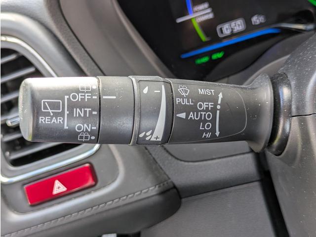 ヴェゼル ハイブリッドZ あんしんパッケージ/コンフォートビューパッケージ/純正ナビ/TV/フロント・バックカメラ/Bluetooth/シートヒーター/ルーフレール/ハーフレザーシート/17インチアルミ/スマートキー/LED(32枚目)