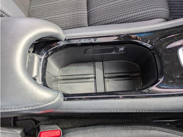 ヴェゼル ハイブリッドZ あんしんパッケージ/コンフォートビューパッケージ/純正ナビ/TV/フロント・バックカメラ/Bluetooth/シートヒーター/ルーフレール/ハーフレザーシート/17インチアルミ/スマートキー/LED(50枚目)