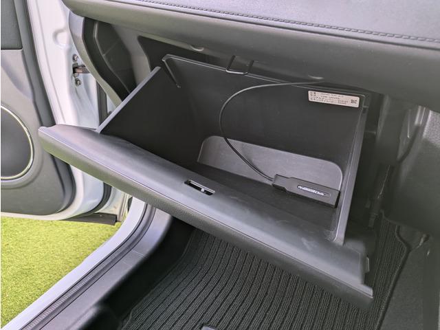 ヴェゼル ハイブリッドZ あんしんパッケージ/コンフォートビューパッケージ/純正ナビ/TV/フロント・バックカメラ/Bluetooth/シートヒーター/ルーフレール/ハーフレザーシート/17インチアルミ/スマートキー/LED(51枚目)