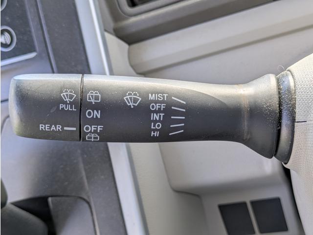 タント スローパーＬリヤシート付き仕様　福祉車両／スロープ／電動ウインチ／車椅子１台可／手すり／リアシート付／アイドリングストップ／両側スライドドア／キーレスキー／パワーステアリング／パワーウィンドウ／リアプライバシーガラス（40枚目）